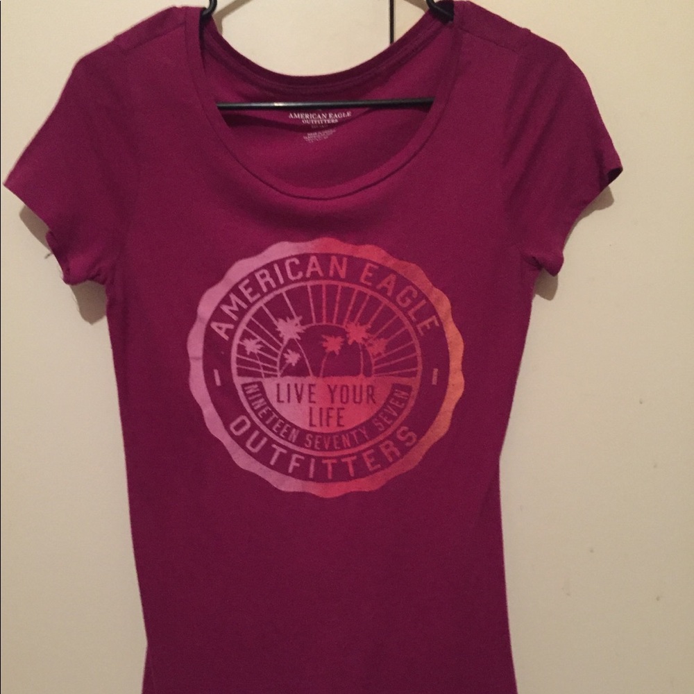 American Eagle shirt